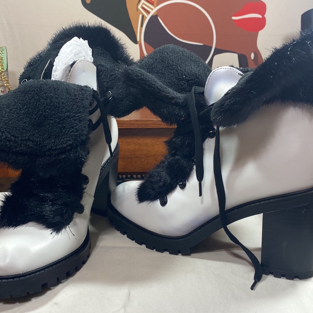 Guess Galway  Black/White Leather Female Boots US Size 11M